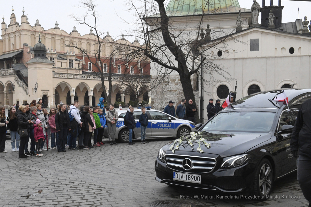 6464jpg.jpg-Przeniesienie prochów śp. prof. Krzysztofa Pendereckiego  Autor: W. Majka