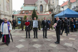 bs_220329_4237.jpg-Penderecki, Panteon Narodowy, Majchrowski, Duda