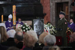 bs_220329_4802.jpg-Penderecki, Panteon Narodowy, Majchrowski, Duda