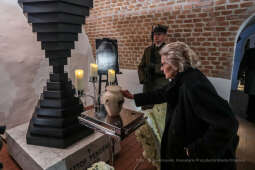 bs_220329_5021.jpg-Penderecki, Panteon Narodowy, Majchrowski, Duda