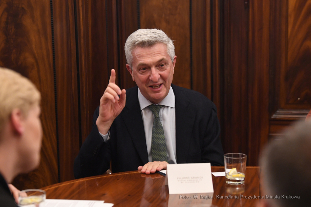 044jpg.jpg-Wysoki Komisarz ds. Uchodźców  Autor: W. Majka