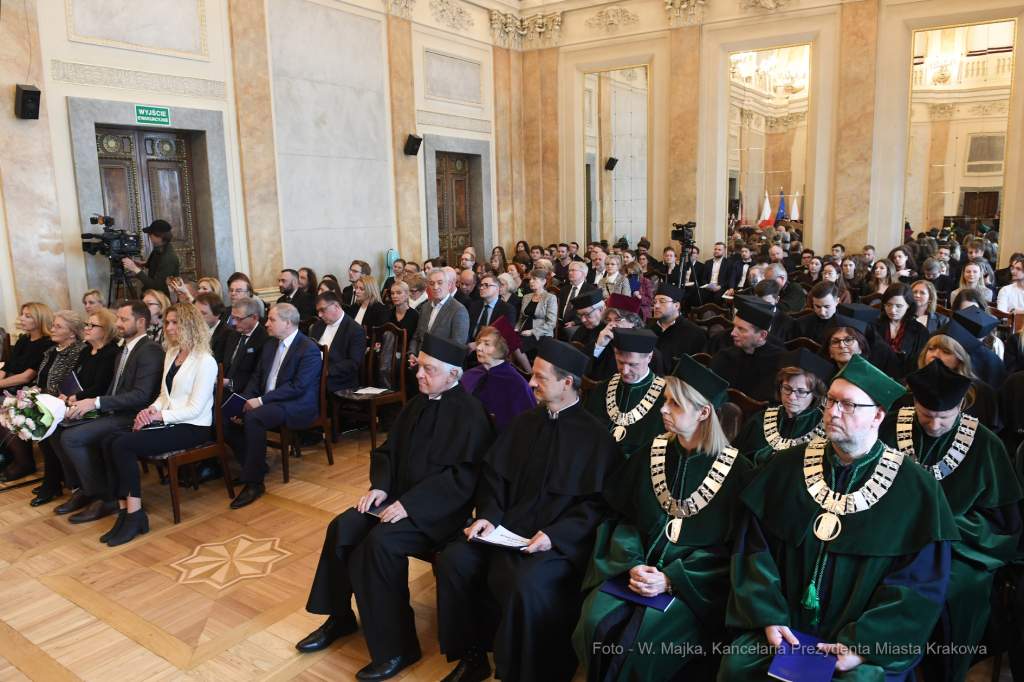 044jpg.jpg-tytuł doktora honoris causadla  słynnej skrzypaczki Anne-Sophie Mutter  Autor: W. Majka