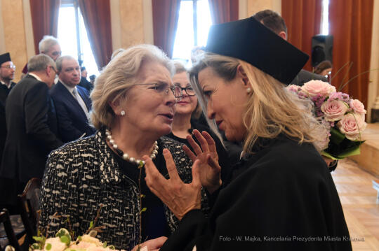 2828jpg.jpg-tytuł doktora honoris causadla  słynnej skrzypaczki Anne-Sophie Mutter