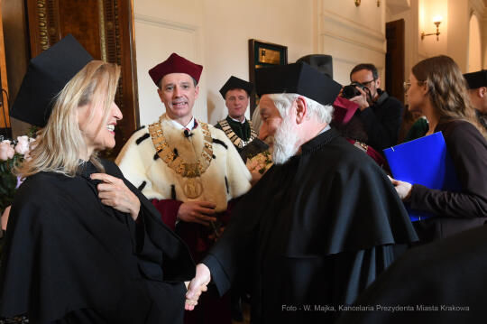 3232jpg.jpg-tytuł doktora honoris causadla  słynnej skrzypaczki Anne-Sophie Mutter
