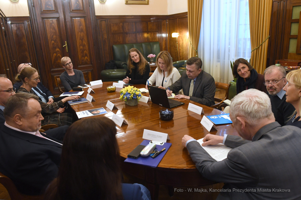 033jpg.jpg-Spotkanie z delegacją UNICEF  Autor: W. Majka