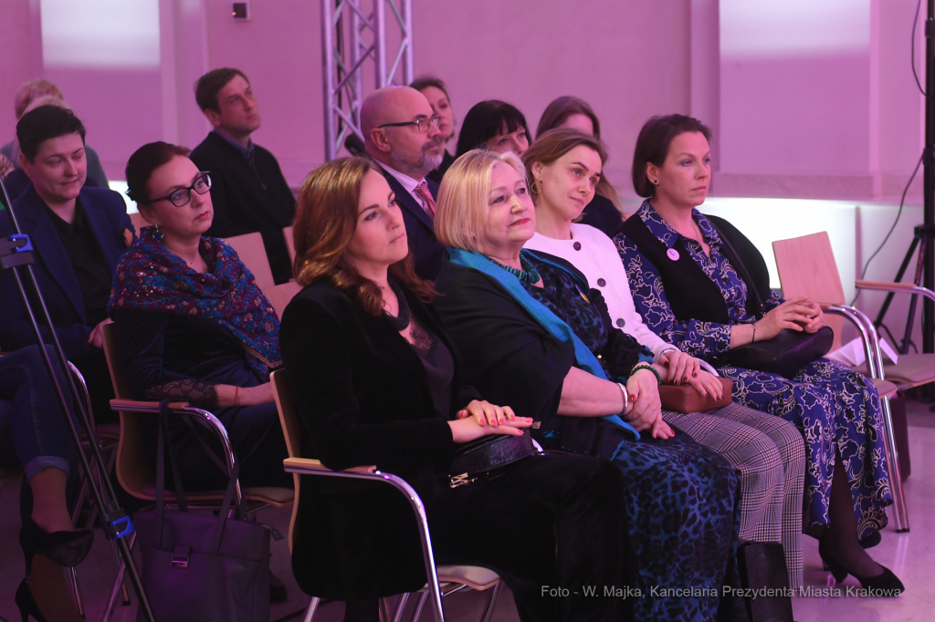 033jpg.jpg-Gala wręczenia Nagrody im. Kazimiery Bujwidowe  Autor: W. Majka