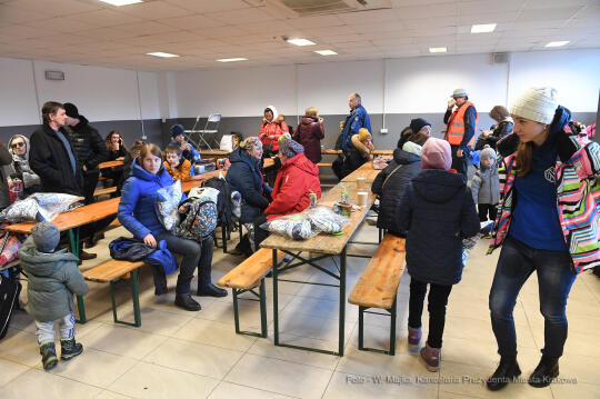 022jpg.jpg-Wyjazd uchodźców ukraińskich z Krakowa do Solury