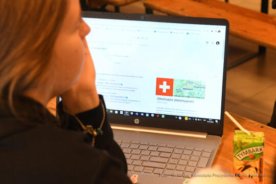 033jpg.jpg-Wyjazd uchodźców ukraińskich z Krakowa do Solury