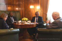 033jpg.jpg-Ambasador Rwandy  Anastase Shyaka