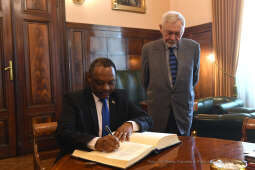 077jpg.jpg-Ambasador Rwandy  Anastase Shyaka