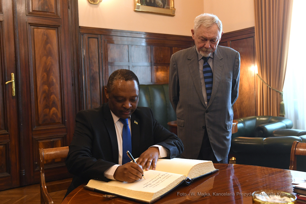 077jpg.jpg-Ambasador Rwandy  Anastase Shyaka  Autor: W. Majka