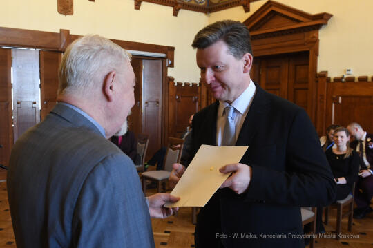 033jpg.jpg-Zespołu ds. Murali,