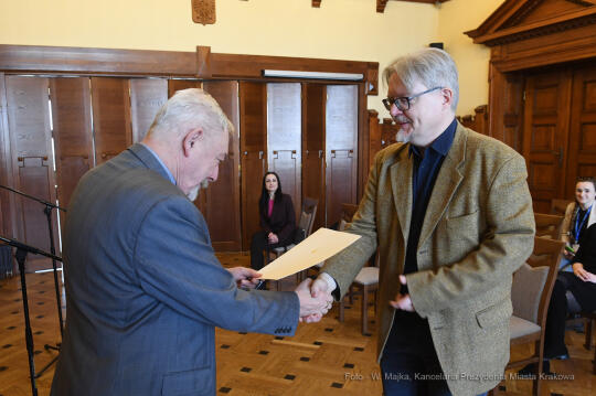 1313jpg.jpg-Zespołu ds. Murali,