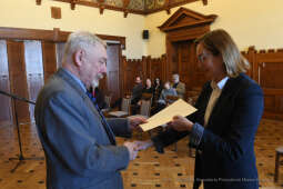 1717jpg.jpg-Zespołu ds. Murali,