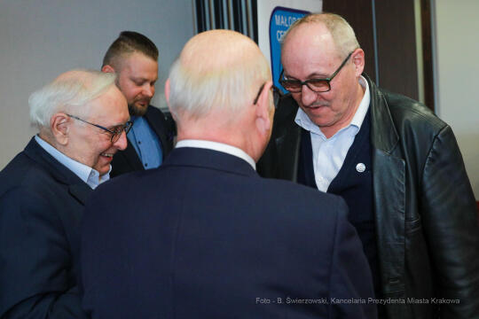 bs_220409_6533.jpg-Targ Branżowe, Majchrowski, Optyczna Wiosna 2022