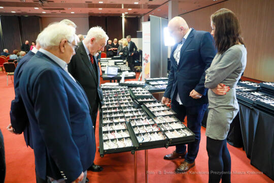 bs_220409_6664.jpg-Targ Branżowe, Majchrowski, Optyczna Wiosna 2022