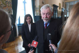 8080jpg.jpg-Mer Paryża Pani Anne Hidalgo