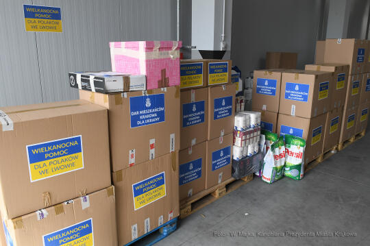 033jpg.jpg-Wielkanocna pomoc mieszkańców Krakowa dla Polaków we Lwowie