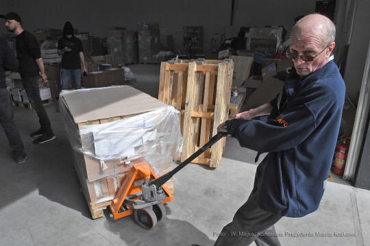 1212jpg.jpg-Wielkanocna pomoc mieszkańców Krakowa dla Polaków we Lwowie