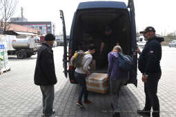 2121jpg.jpg-Wielkanocna pomoc mieszkańców Krakowa dla Polaków we Lwowie