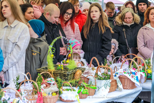 bs_220416_7266.jpg-Święcenie, Majchrowski, Jędraszewski, Dziwisz