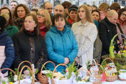 bs_220416_7268.jpg-Święcenie, Majchrowski, Jędraszewski, Dziwisz