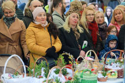 bs_220416_7275.jpg-Święcenie, Majchrowski, Jędraszewski, Dziwisz