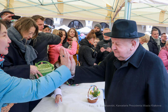 bs_220416_7461.jpg-Święcenie, Majchrowski, Jędraszewski, Dziwisz