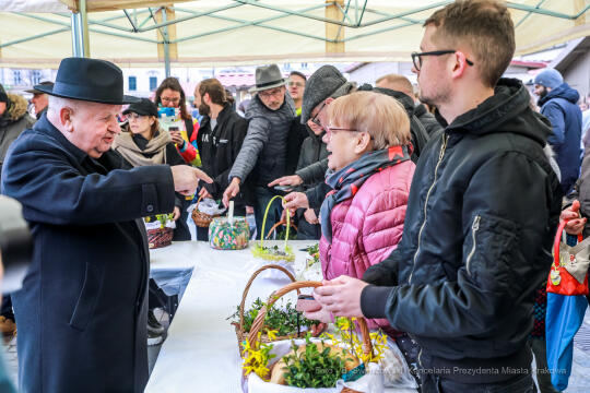bs_220416_7470.jpg-Święcenie, Majchrowski, Jędraszewski, Dziwisz
