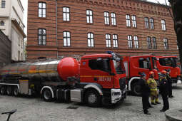 066jpg.jpg-Wręczenie promes oraz decyzji o przyznaniu świadczeń ratowniczych,