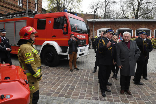 077jpg.jpg-Wręczenie promes oraz decyzji o przyznaniu świadczeń ratowniczych,