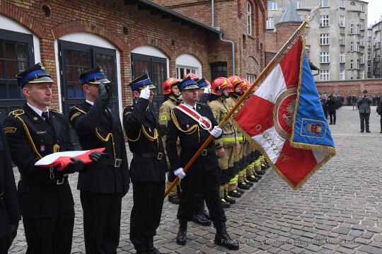 1010jpg.jpg-Wręczenie promes oraz decyzji o przyznaniu świadczeń ratowniczych,