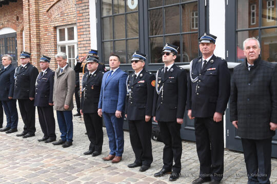 1414jpg.jpg-Wręczenie promes oraz decyzji o przyznaniu świadczeń ratowniczych,