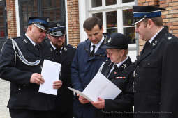 2828jpg.jpg-Wręczenie promes oraz decyzji o przyznaniu świadczeń ratowniczych,