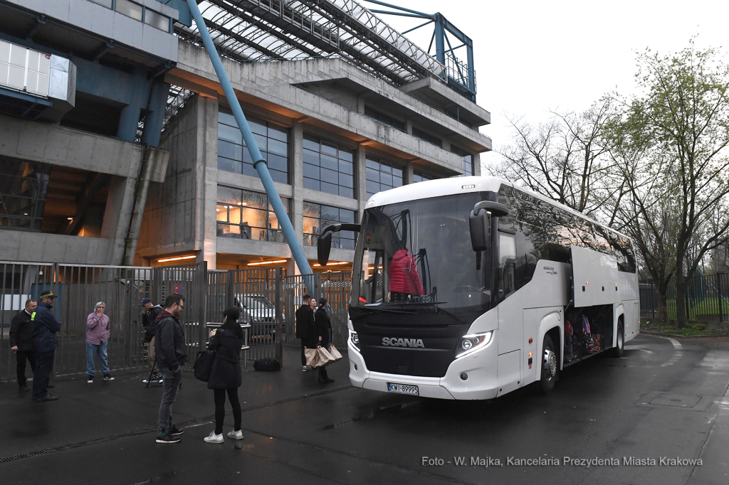 1313jpg.jpg-Wyjazd uchodźców ukraińskich z Krakowa  Autor: W. Majka