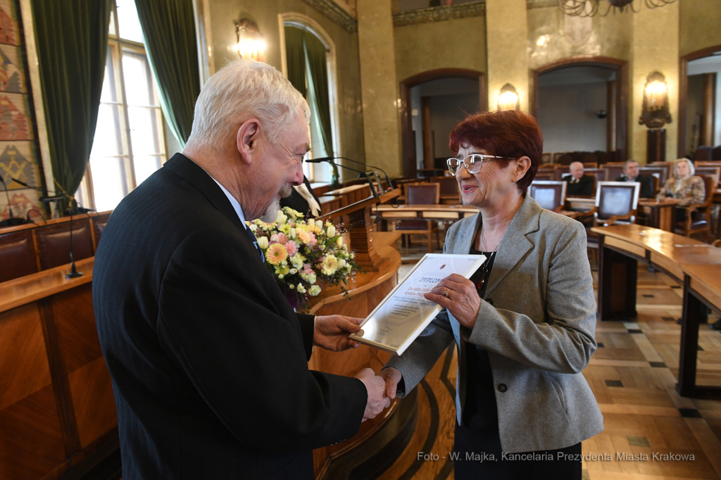 2121jpg.jpg-60-lecie Związku Emerytów  Autor: W. Majka