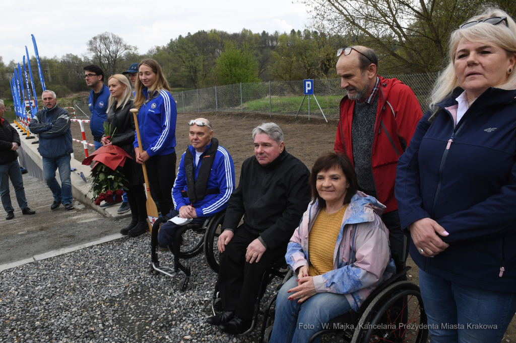 088jpg.jpg-Otwarcie pierwszego w Krakowie slipu do wodowania i wyciągania  Autor: W. Majka