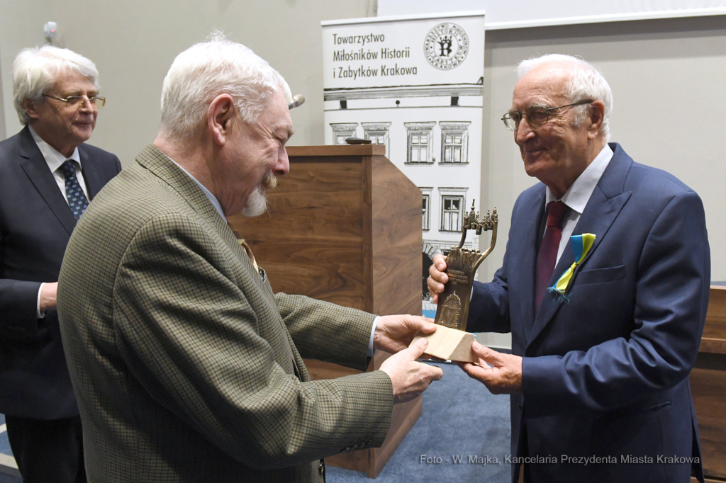 1818jpg.jpg-Nagroda im. Klemensa Bąkowskiego dla prof. Aleksandra Skotnickiego  Autor: W. Majka