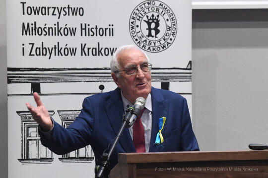 2222jpg.jpg-Nagroda im. Klemensa Bąkowskiego dla prof. Aleksandra Skotnickiego