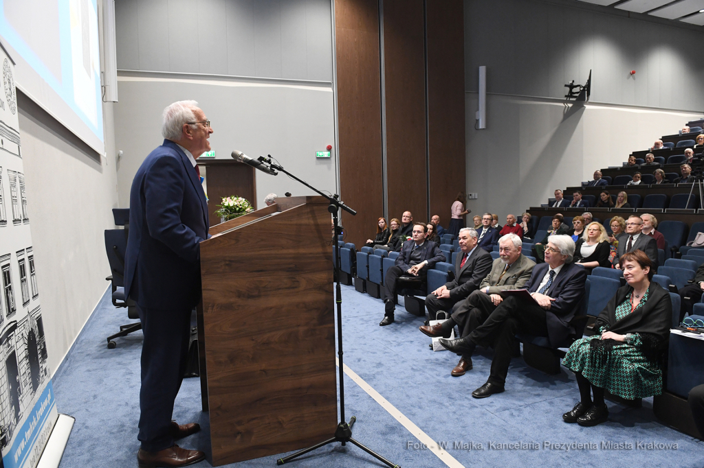 2323jpg.jpg-Nagroda im. Klemensa Bąkowskiego dla prof. Aleksandra Skotnickiego  Autor: W. Majka