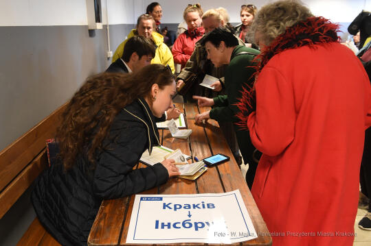 022jpg.jpg-Wyjazd uchodźców ukraińskich do Innsbrucka