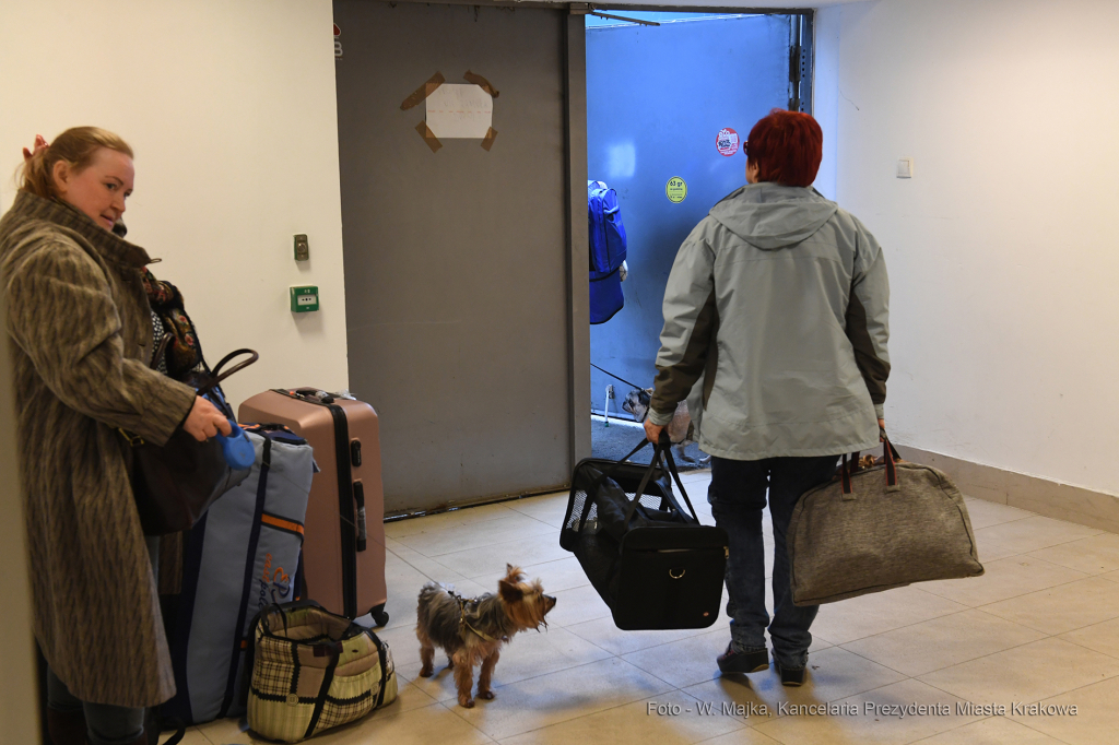 099jpg.jpg-Wyjazd uchodźców ukraińskich do Innsbrucka  Autor: W. Majka