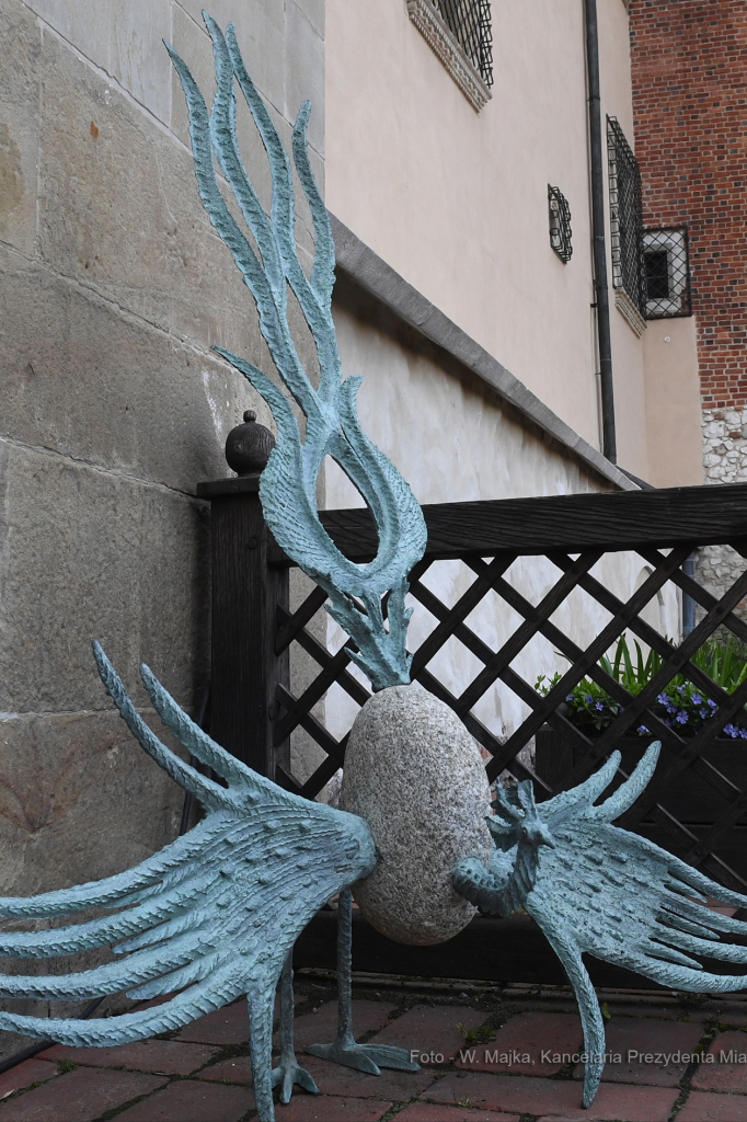 033jpg.jpg-Otwarcie wystawy „Smoczy Ogród. Bronisław Chromy na Wawelu”  Autor: W. Majka