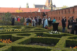 3939jpg.jpg-Otwarcie wystawy „Smoczy Ogród. Bronisław Chromy na Wawelu”