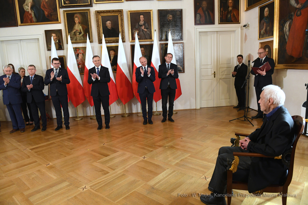 044jpg.jpg-Uroczystość wręczenia Orderu Orła Białego Adamowi Macedońskiemu  Autor: W. Majka