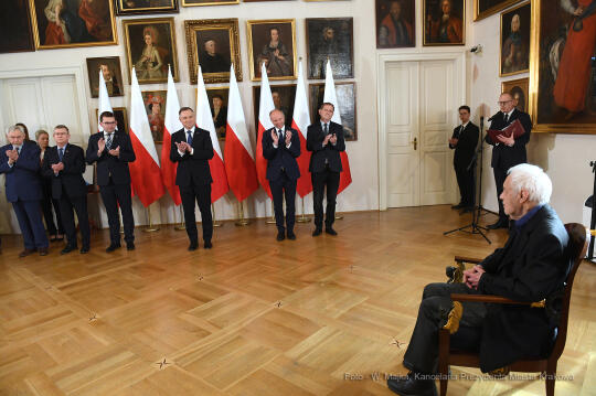 044jpg.jpg-Uroczystość wręczenia Orderu Orła Białego Adamowi Macedońskiemu