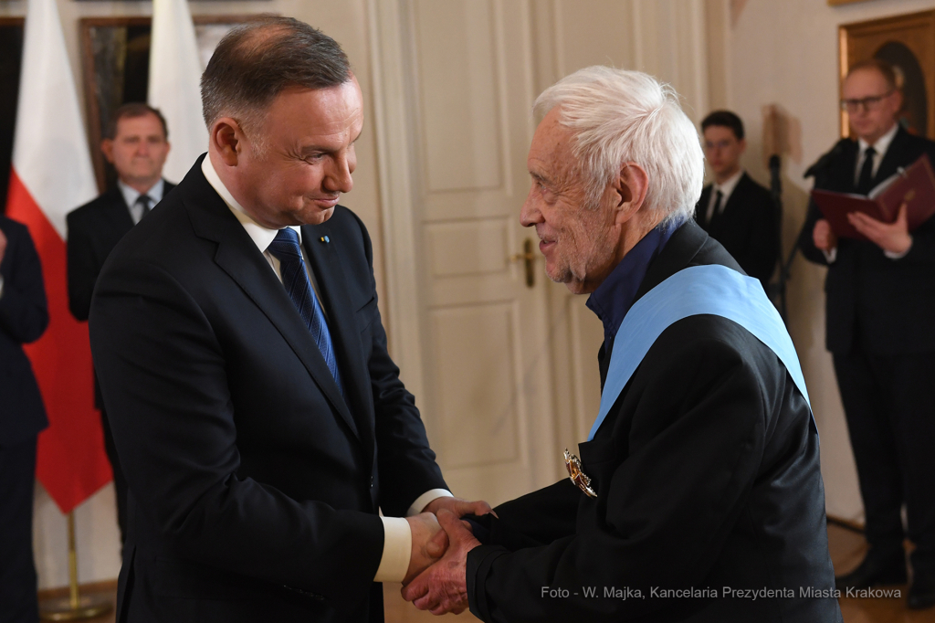 077jpg.jpg-Uroczystość wręczenia Orderu Orła Białego Adamowi Macedońskiemu  Autor: W. Majka