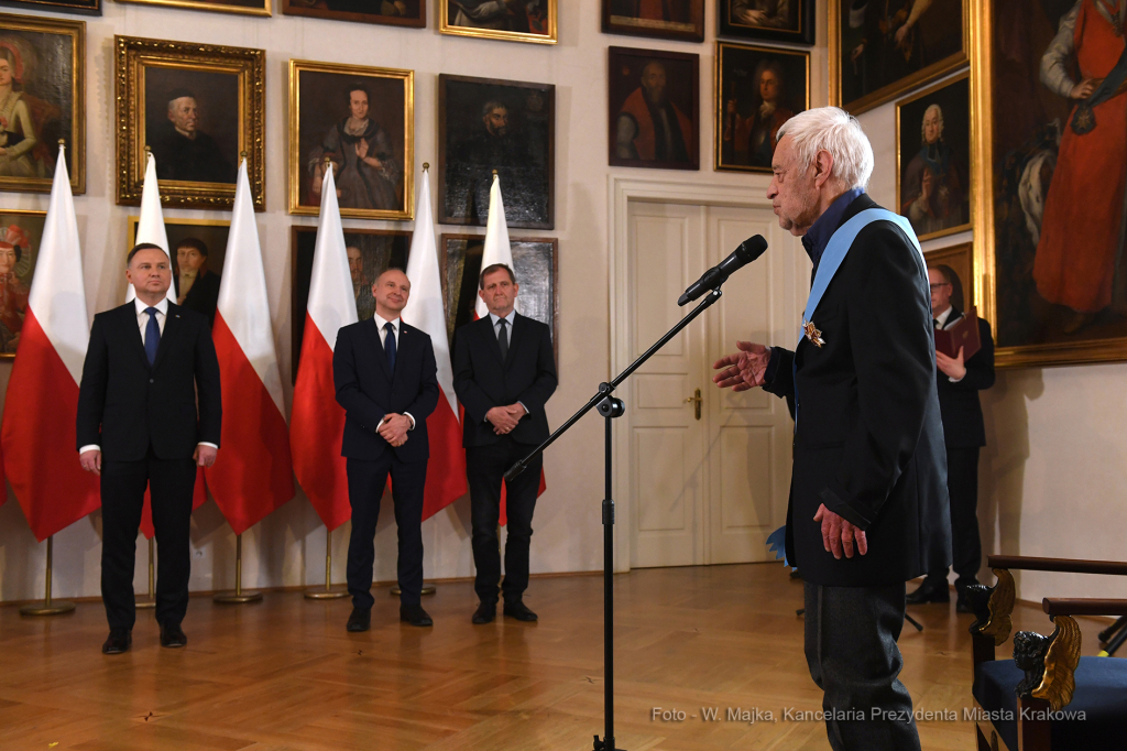 1212jpg.jpg-Uroczystość wręczenia Orderu Orła Białego Adamowi Macedońskiemu  Autor: W. Majka