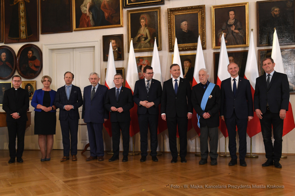 1313jpg.jpg-Uroczystość wręczenia Orderu Orła Białego Adamowi Macedońskiemu  Autor: W. Majka