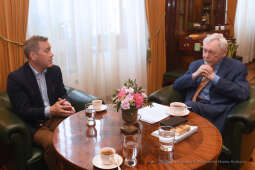 033jpg.jpg-Spotkanie z Sekretarzem Generalnym OWHC Mikhaëlem De Thyse